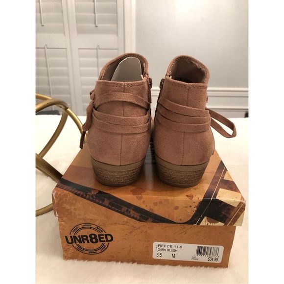 Draft Listing - Picture 3 of 6